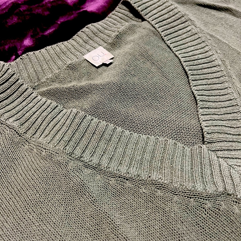 Ou. Boutique light V Neck Sweater ( From Amsterdam)